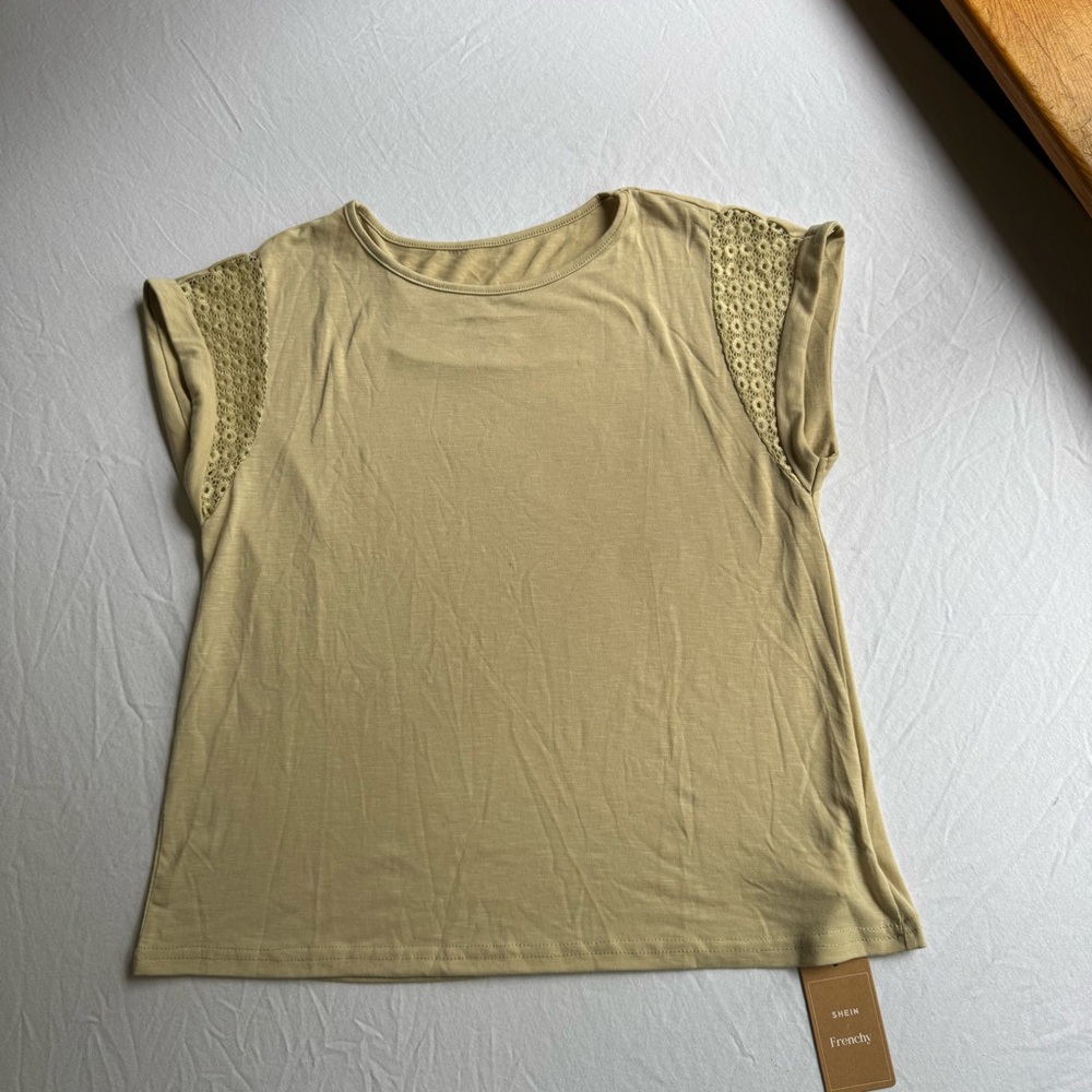 SHEIN Women's Beige Top with Lace Sleeves